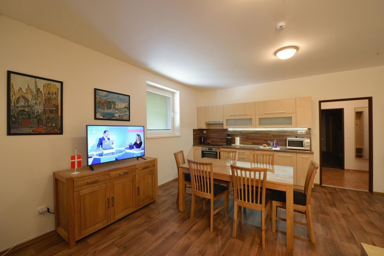 Skolici Stredisko Abena S Ubytovanim Apartment Ostrava Ngoại thất bức ảnh